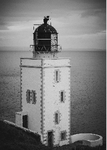 Pillar_Rock_Lighthouse